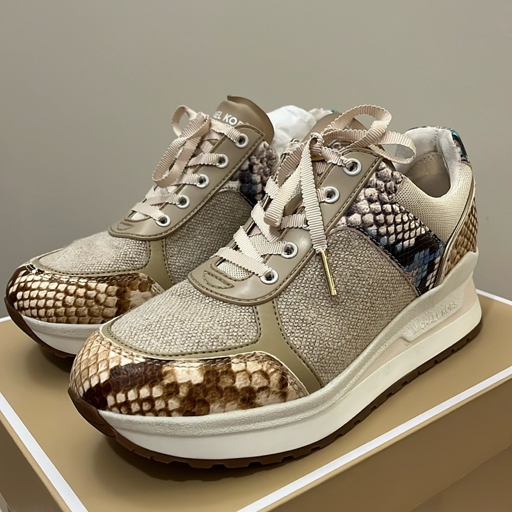 MICHAEL KORS / Lindy Trainer / Hemp / Snakeskin Accent Print / size 6.5
